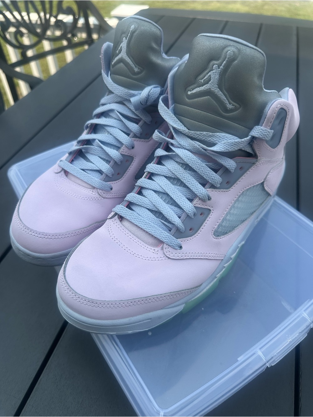 Jordan Retro High-Top Basketball Shoes in Pastel Pink and Grey